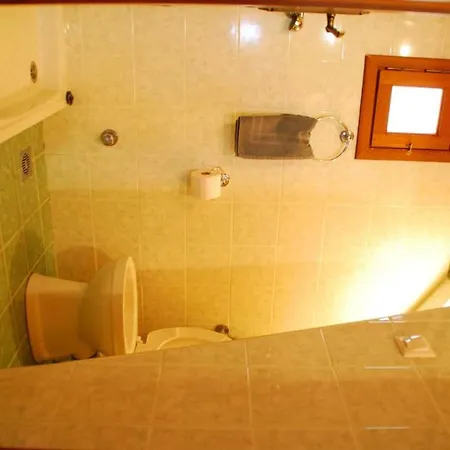 Xirafis Apartment *